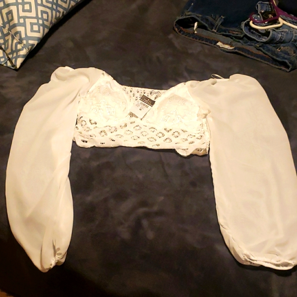 Rue 21 NWT, cropped off the shoulder lace top, with built in bra.